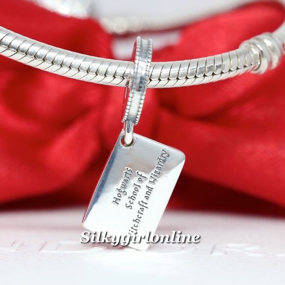 Pandora Harry Potter, Hogwarts Acceptance Letter Dangle Charm 799124C00 - Picture 4 of 4